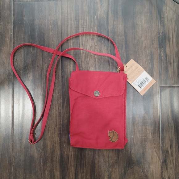 FJALLRAVEN Pocket Greenland crossbody bag - Picture 2 of 7